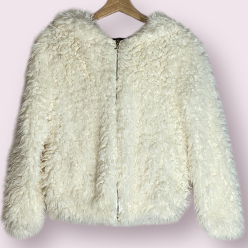 Countess‎ Cozy Zipper Lightweight Jacket